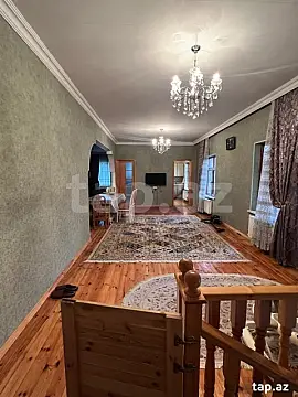 Satılır 4 otaqlı həyət evi