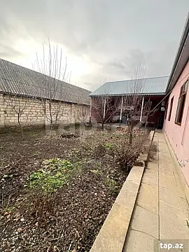 Satılır 4 otaqlı həyət evi