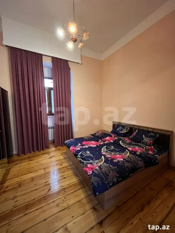 Kirayə verilir 3 otaqlı mənzil 100 m²