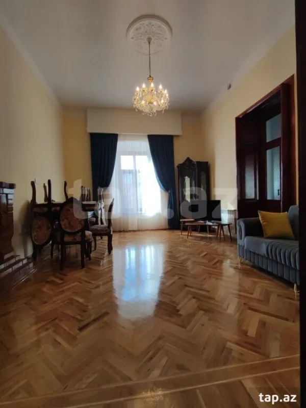 Kirayə verilir 3 otaqlı mənzil 100 m²