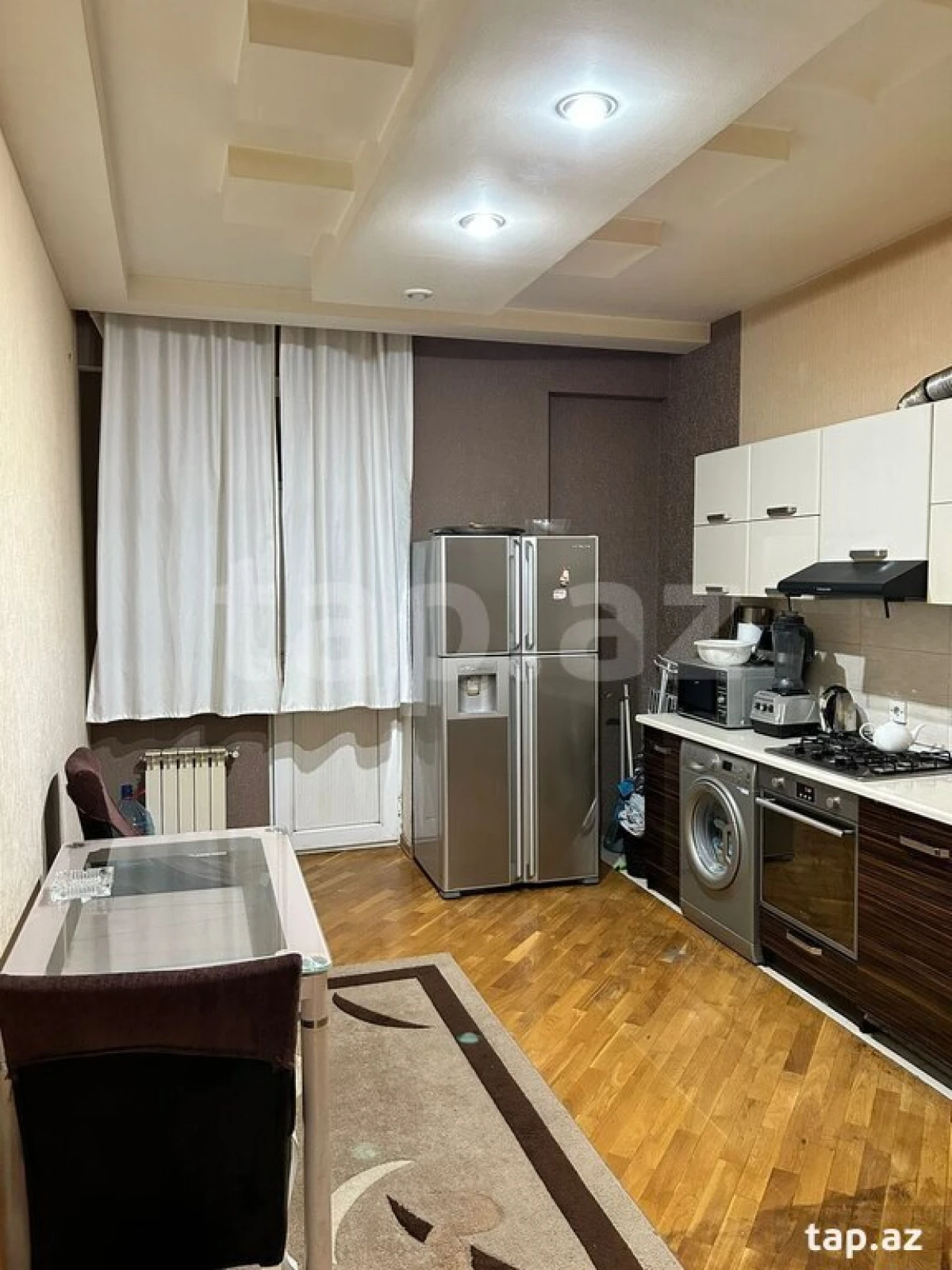 Kirayə verilir 4 otaqlı yeni tikili 130 m²