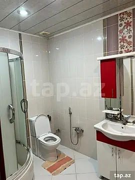 Kirayə verilir 4 otaqlı yeni tikili 130 m²