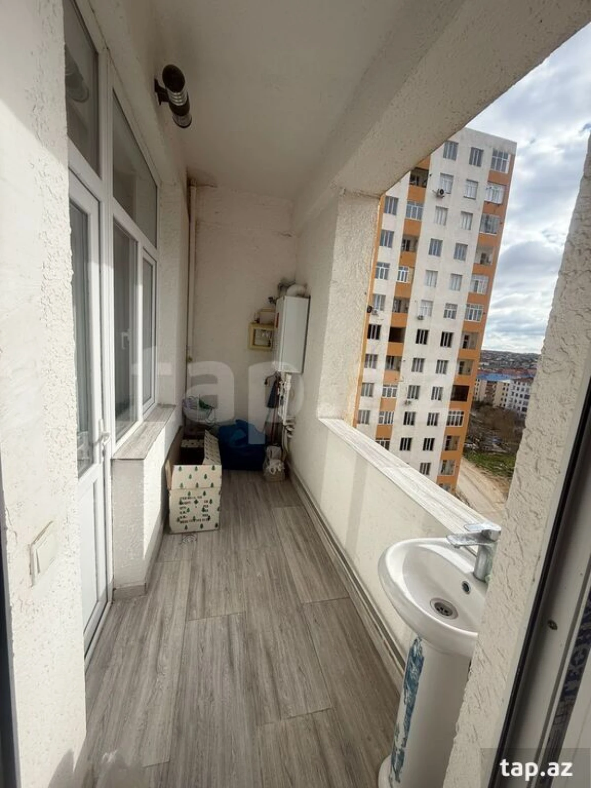 Satılır 2 otaqlı yeni tikili 84 m²