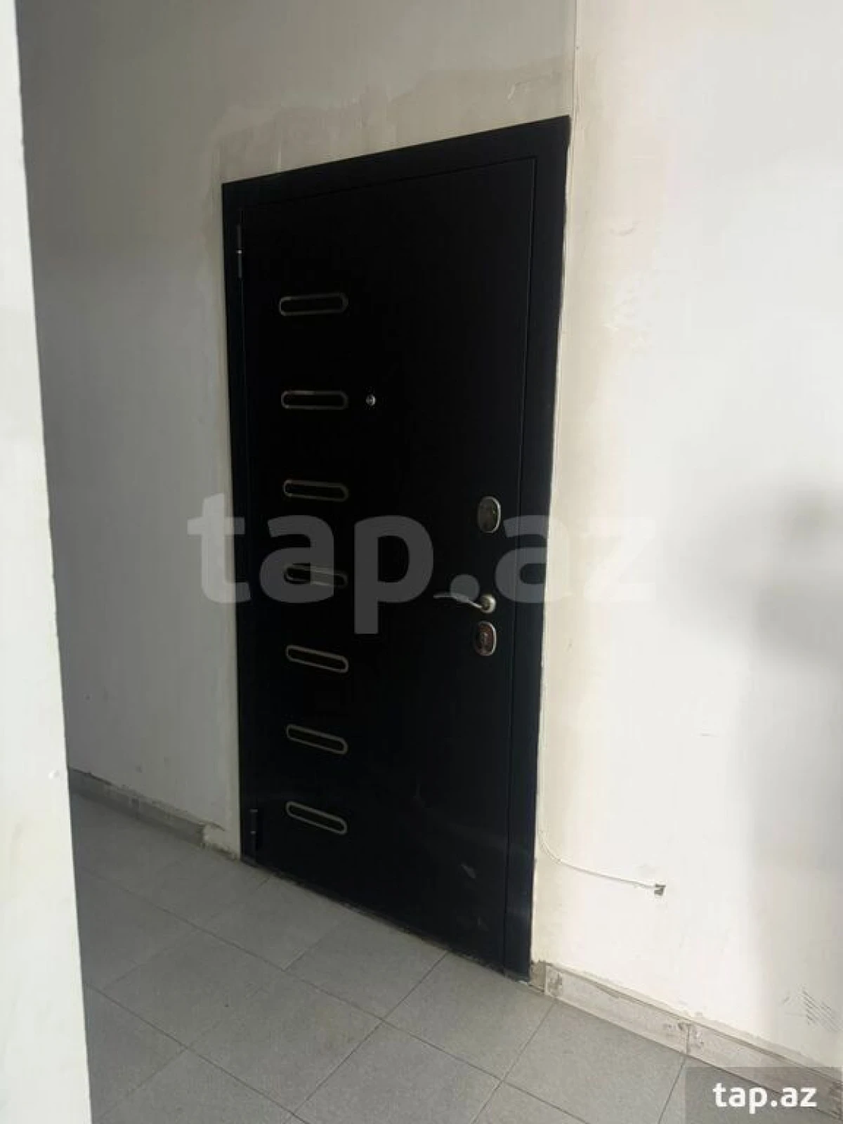 Satılır 2 otaqlı yeni tikili 84 m²