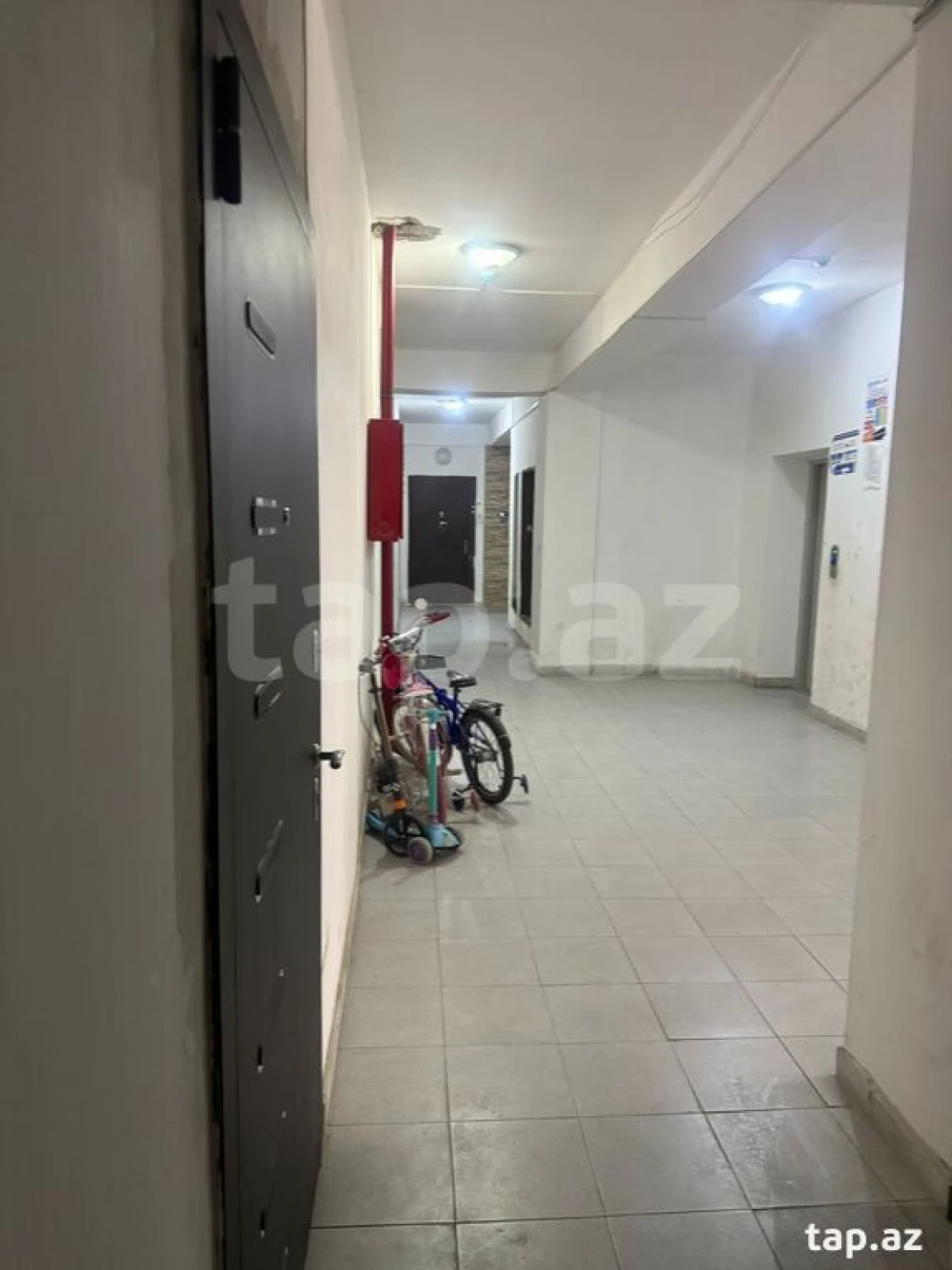 Satılır 2 otaqlı yeni tikili 84 m²