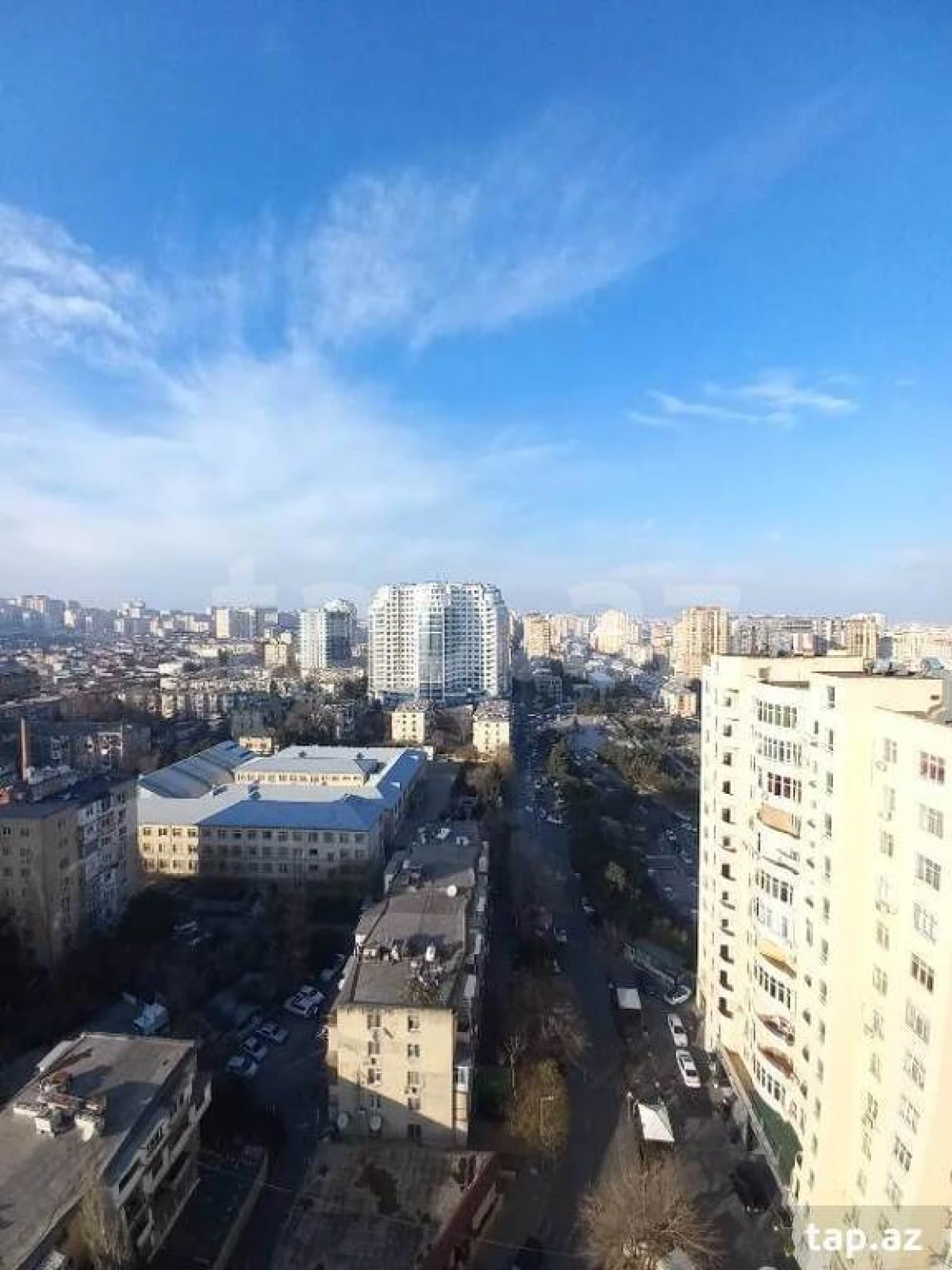 Satılır 4 otaqlı yeni tikili 185 m²