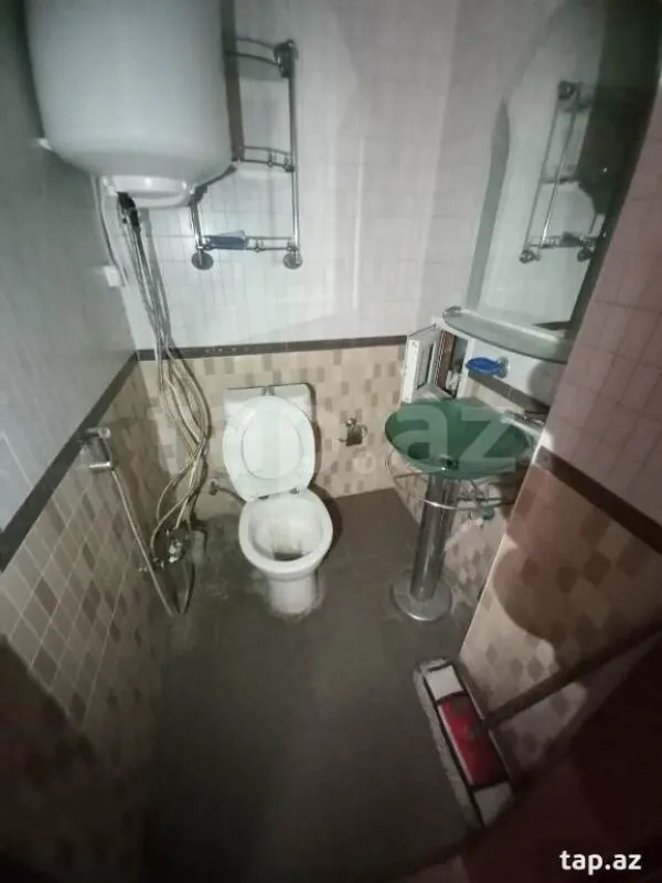 Satılır 4 otaqlı yeni tikili 185 m²