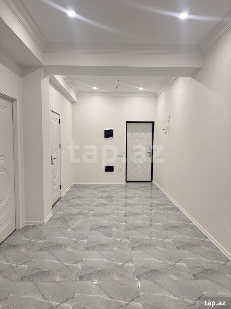 Satılır 3 otaqlı yeni tikili 124 m²