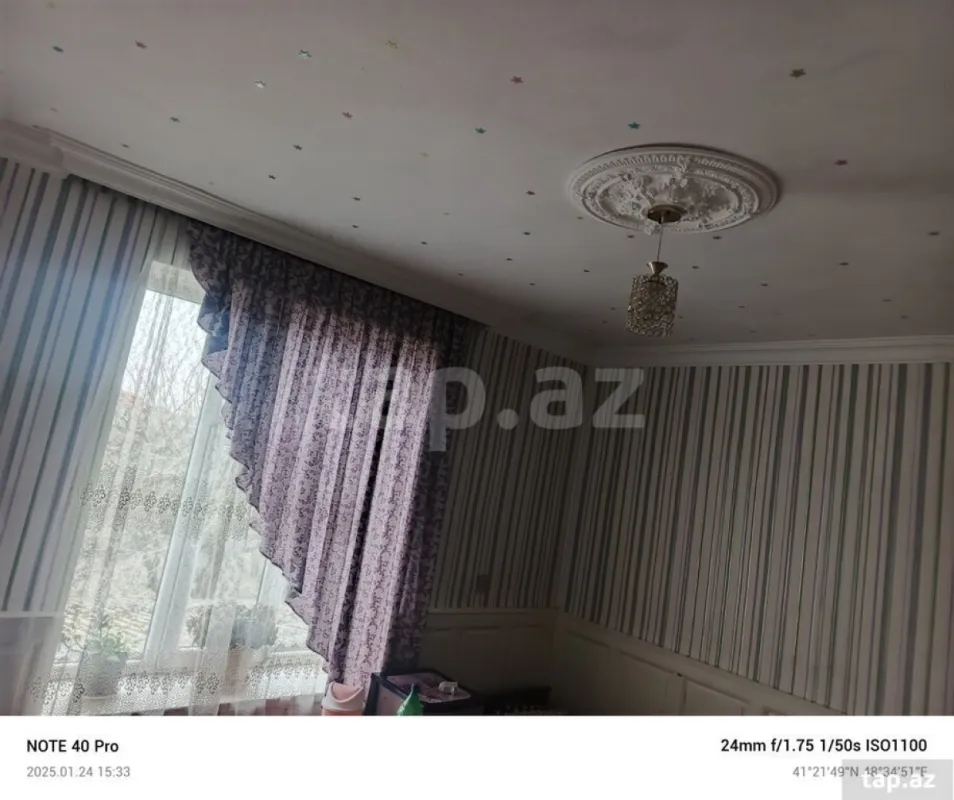 Satılır 15 otaqlı həyət evi