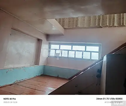 Satılır 15 otaqlı həyət evi