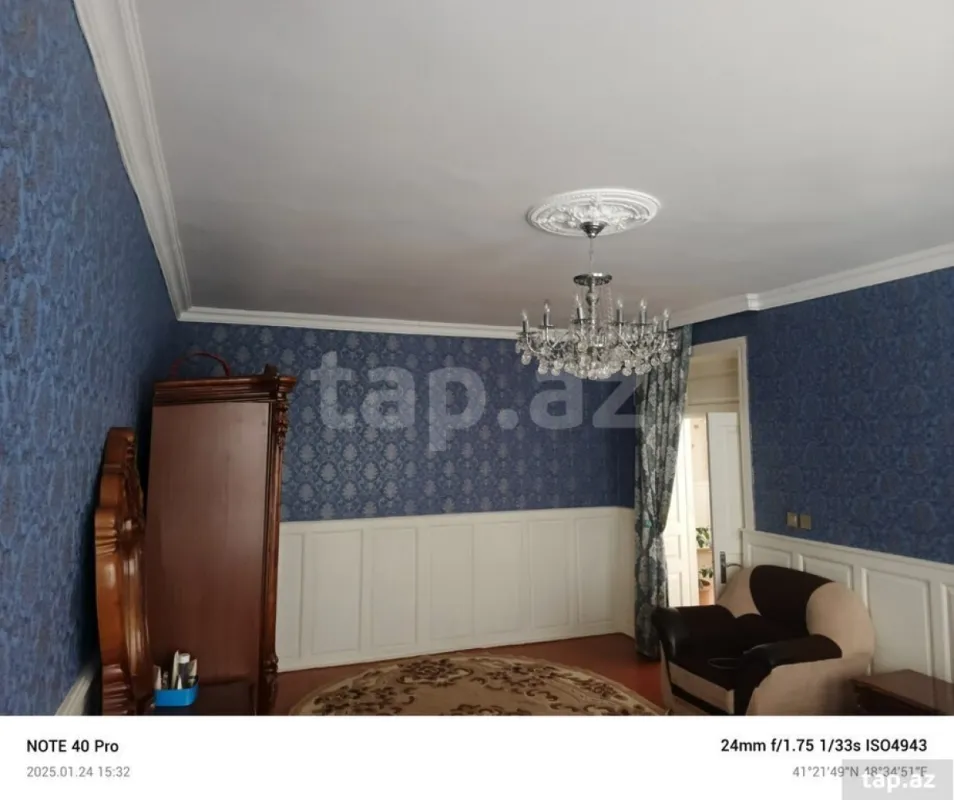 Satılır 15 otaqlı həyət evi