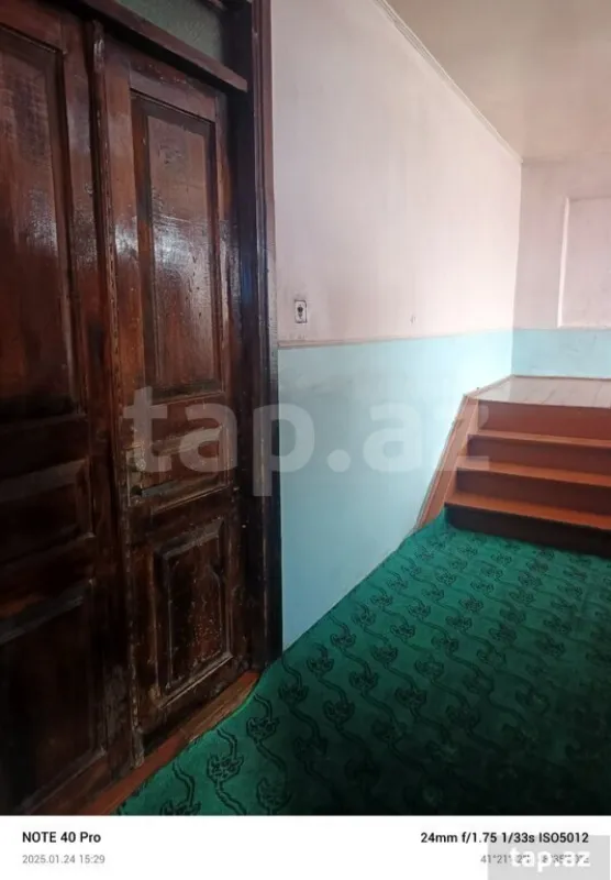 Satılır 15 otaqlı həyət evi