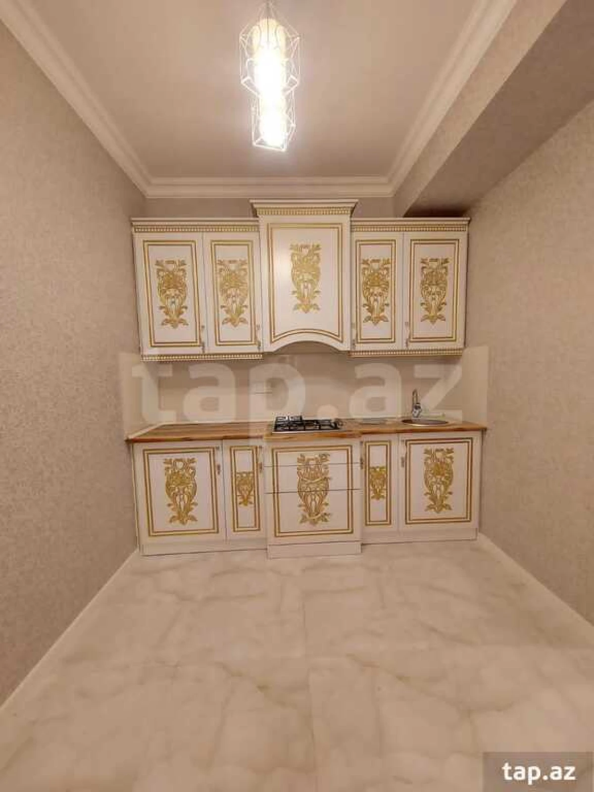 Satılır 3 otaqlı yeni tikili 72 m²