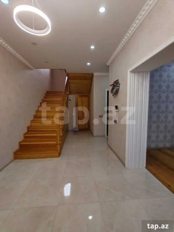 Satılır 4 otaqlı həyət evi 220 m²