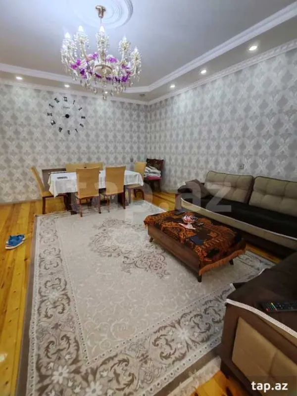 Satılır 4 otaqlı həyət evi 220 m²