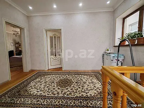 Satılır 4 otaqlı həyət evi 220 m²