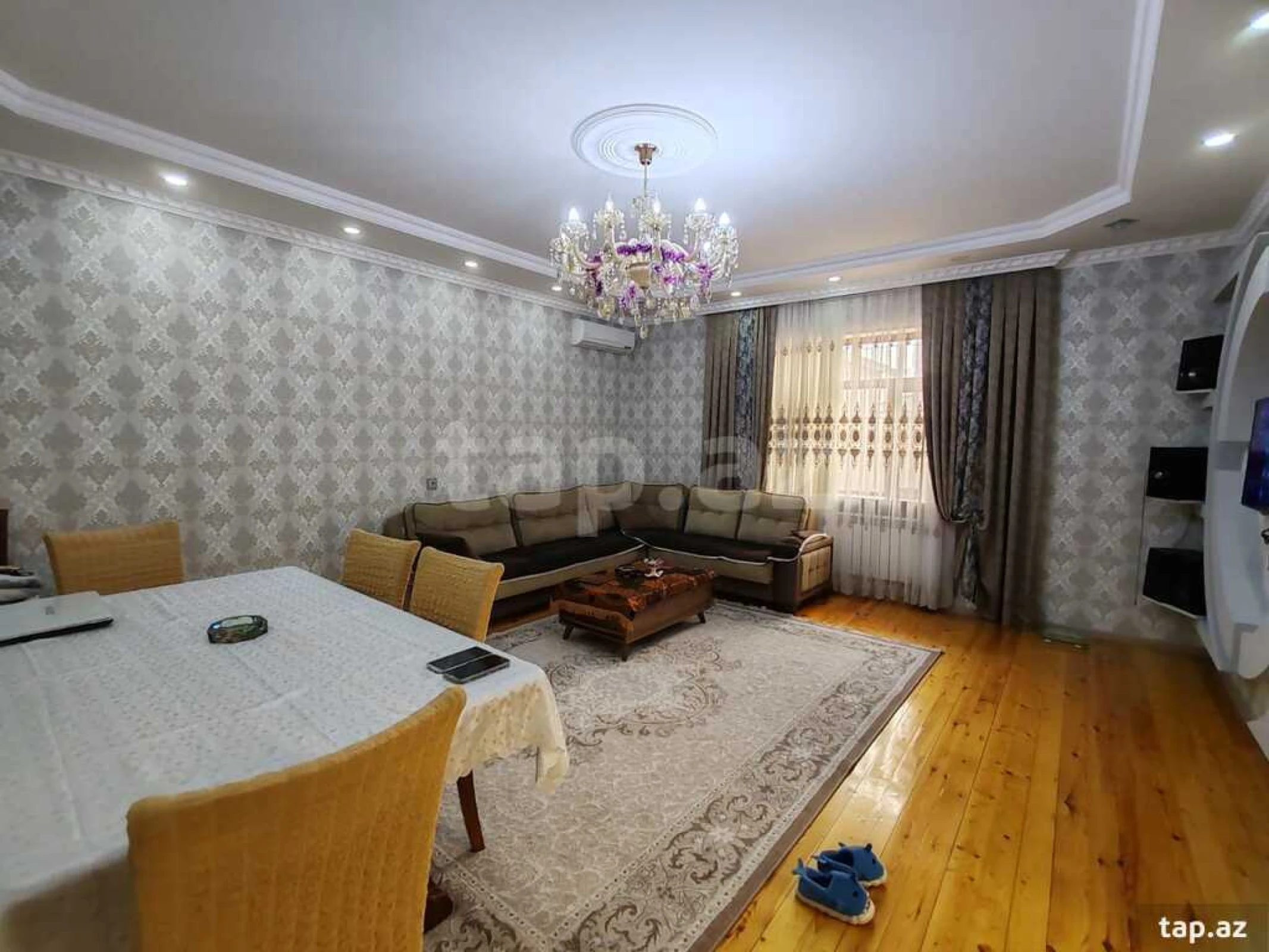 Satılır 4 otaqlı həyət evi 220 m²