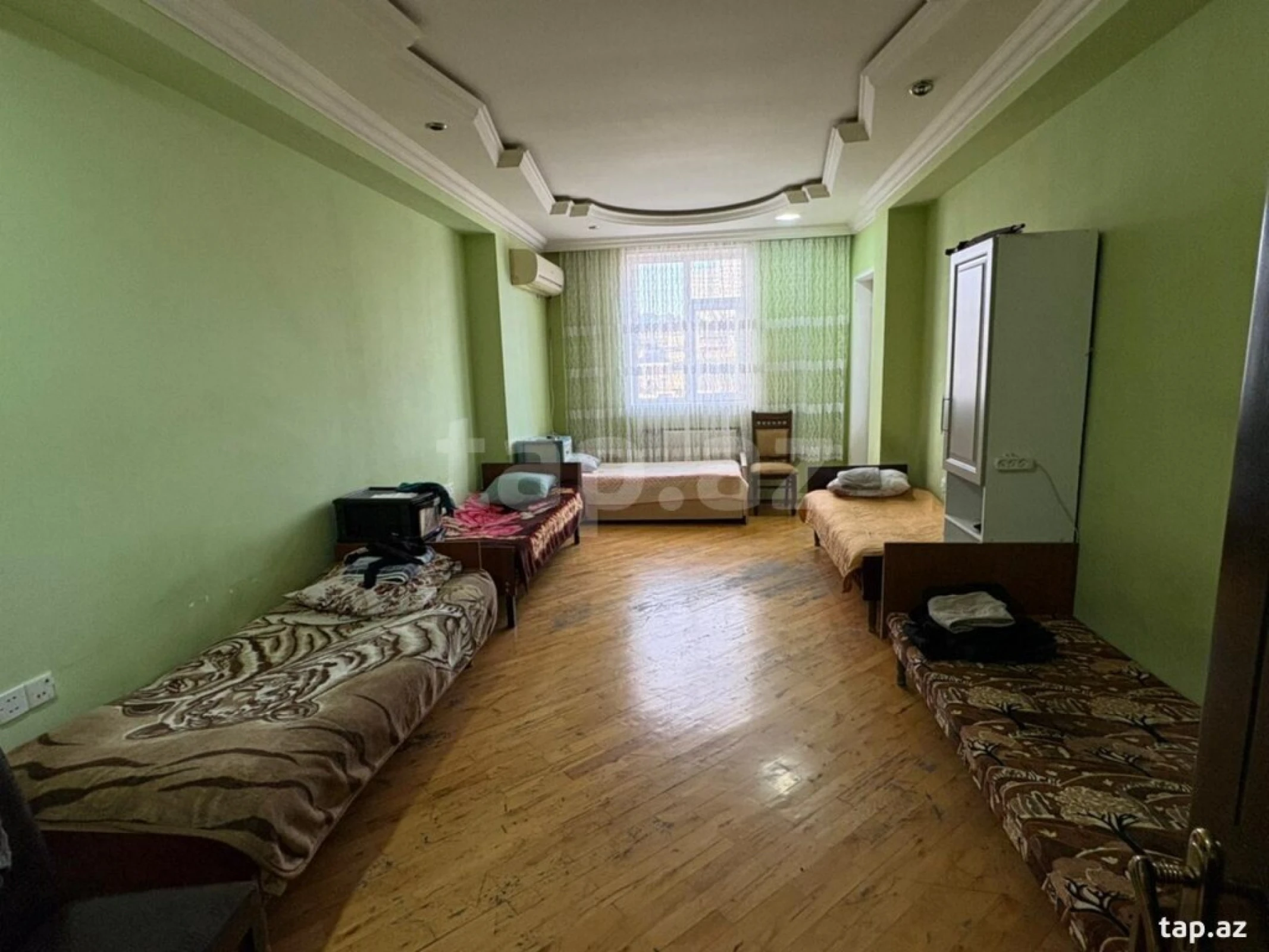 Kirayə verilir 3 otaqlı yeni tikili 114 m²