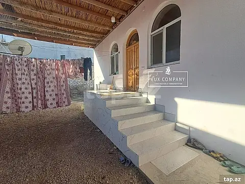 Satılır 4 otaqlı həyət evi — Gəncə 4 otaq