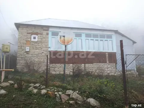 Satılır 3 otaqlı həyət evi 120 m² — Quba 3 otaq 120.00 m²