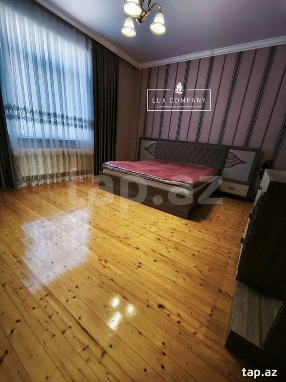 Satılır 4 otaqlı həyət evi