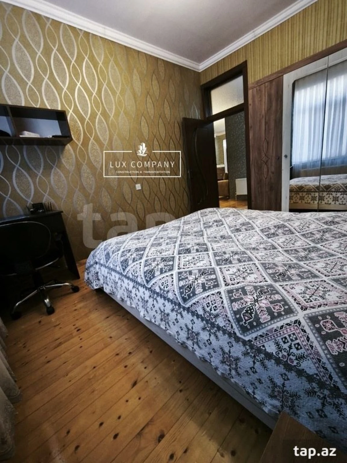 Satılır 4 otaqlı həyət evi