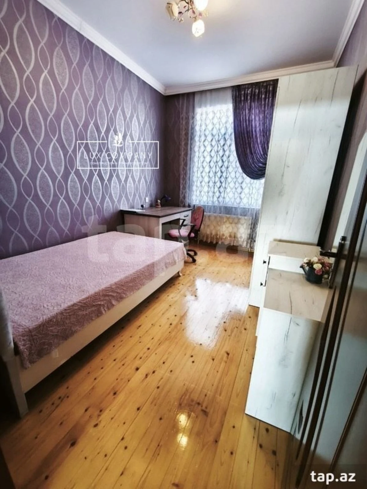 Satılır 4 otaqlı həyət evi