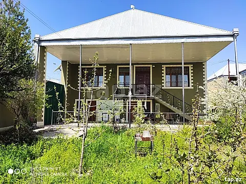 Satılır 4 otaqlı həyət evi