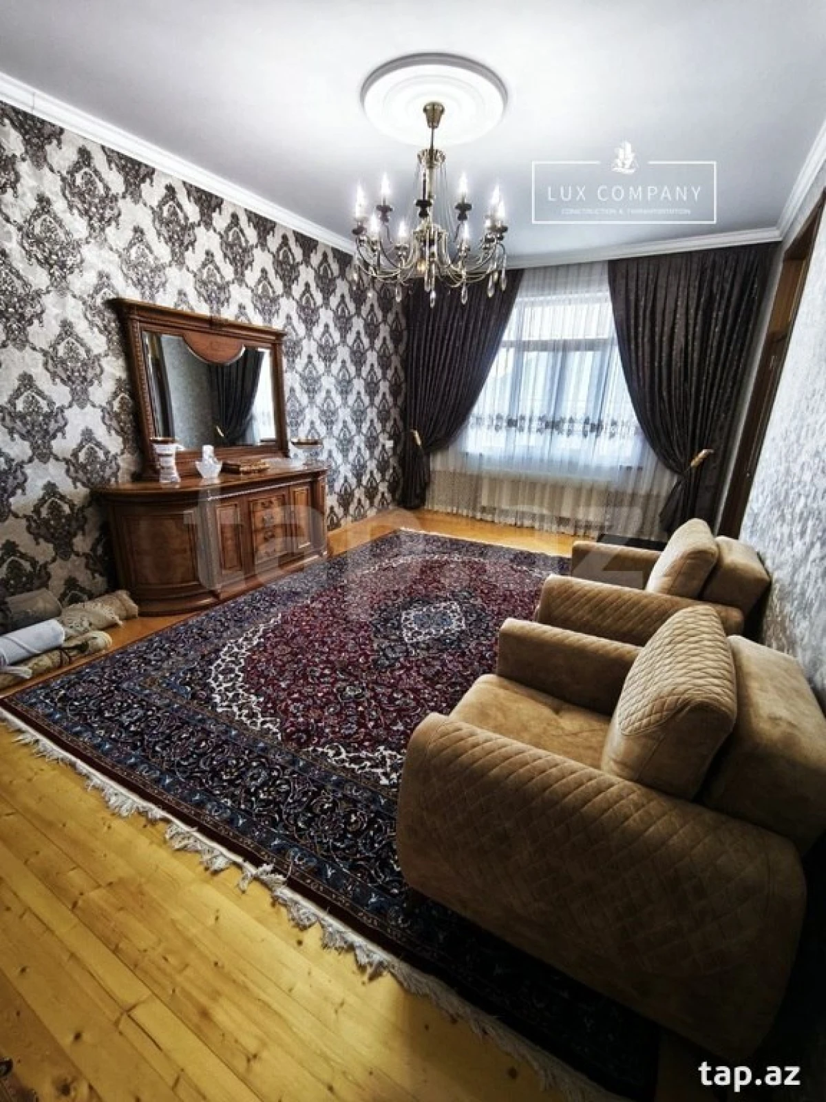 Satılır 4 otaqlı həyət evi