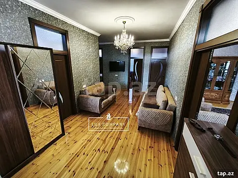 Satılır 4 otaqlı həyət evi