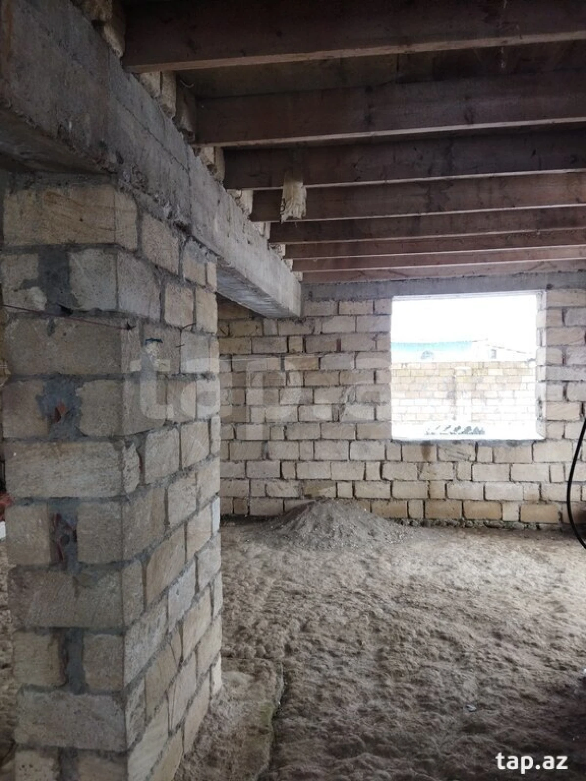 Satılır 3 otaqlı həyət evi