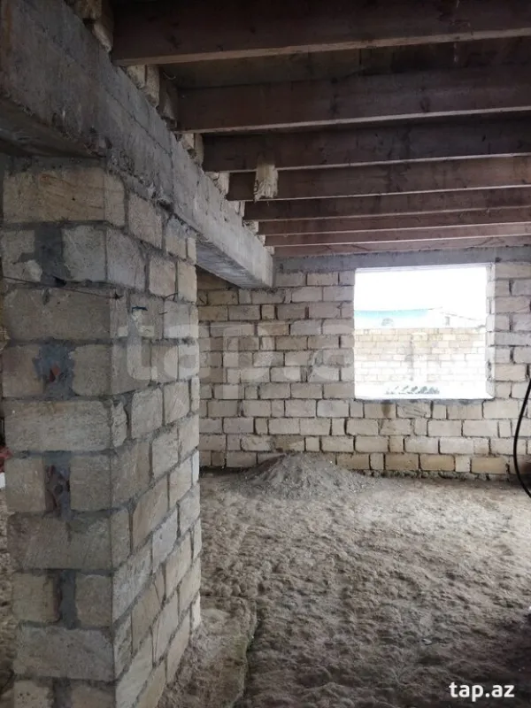 Satılır 3 otaqlı həyət evi