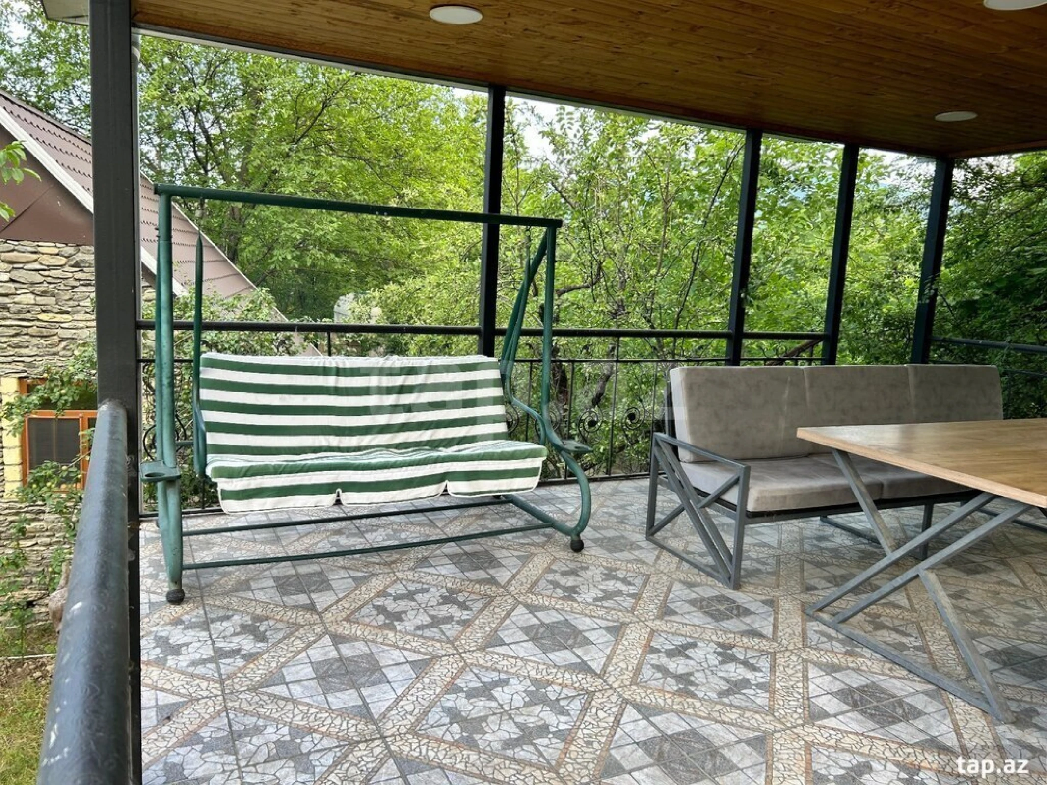 Kirayə verilir 2 otaqlı həyət evi