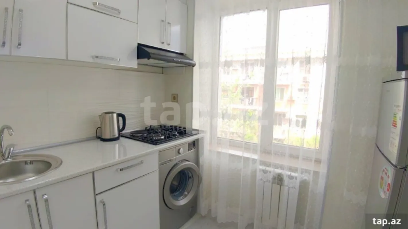 Kirayə verilir 1 otaqlı mənzil 48 m²