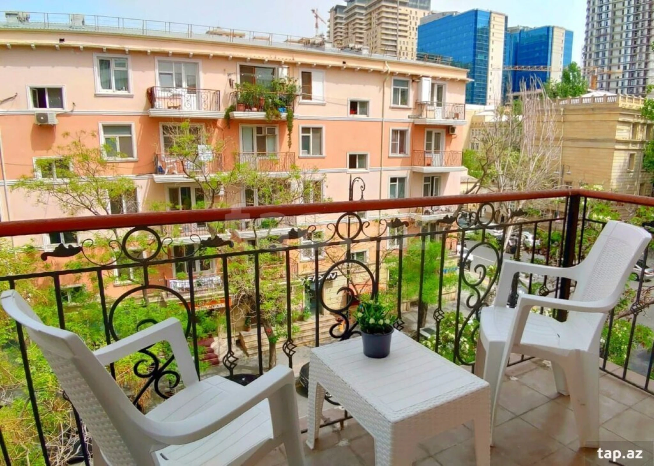 Kirayə verilir 1 otaqlı mənzil 48 m²