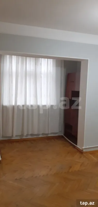Satılır 1 otaqlı mənzil 45 m²