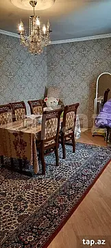 Satılır 6 otaqlı həyət evi