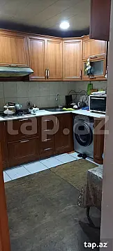 Satılır 6 otaqlı həyət evi