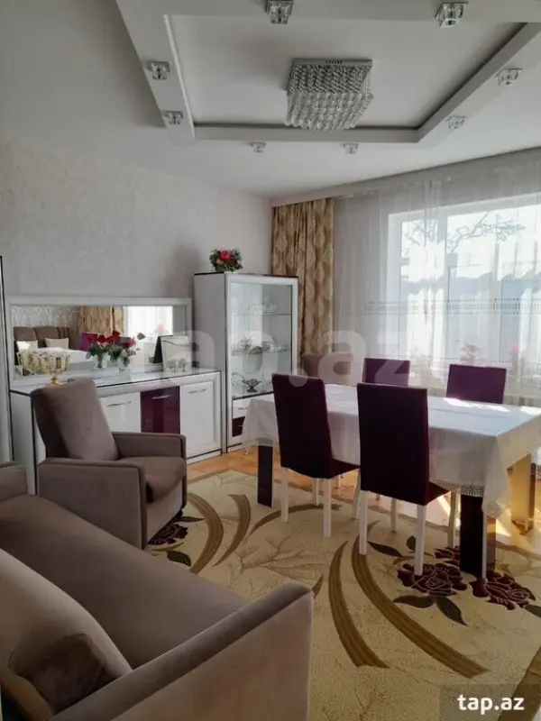 Satılır 6 otaqlı həyət evi 160 m²