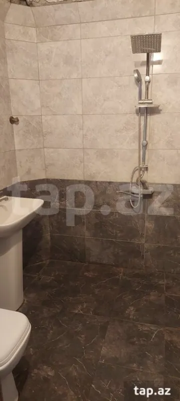 Satılır 4 otaqlı mənzil 98 m²
