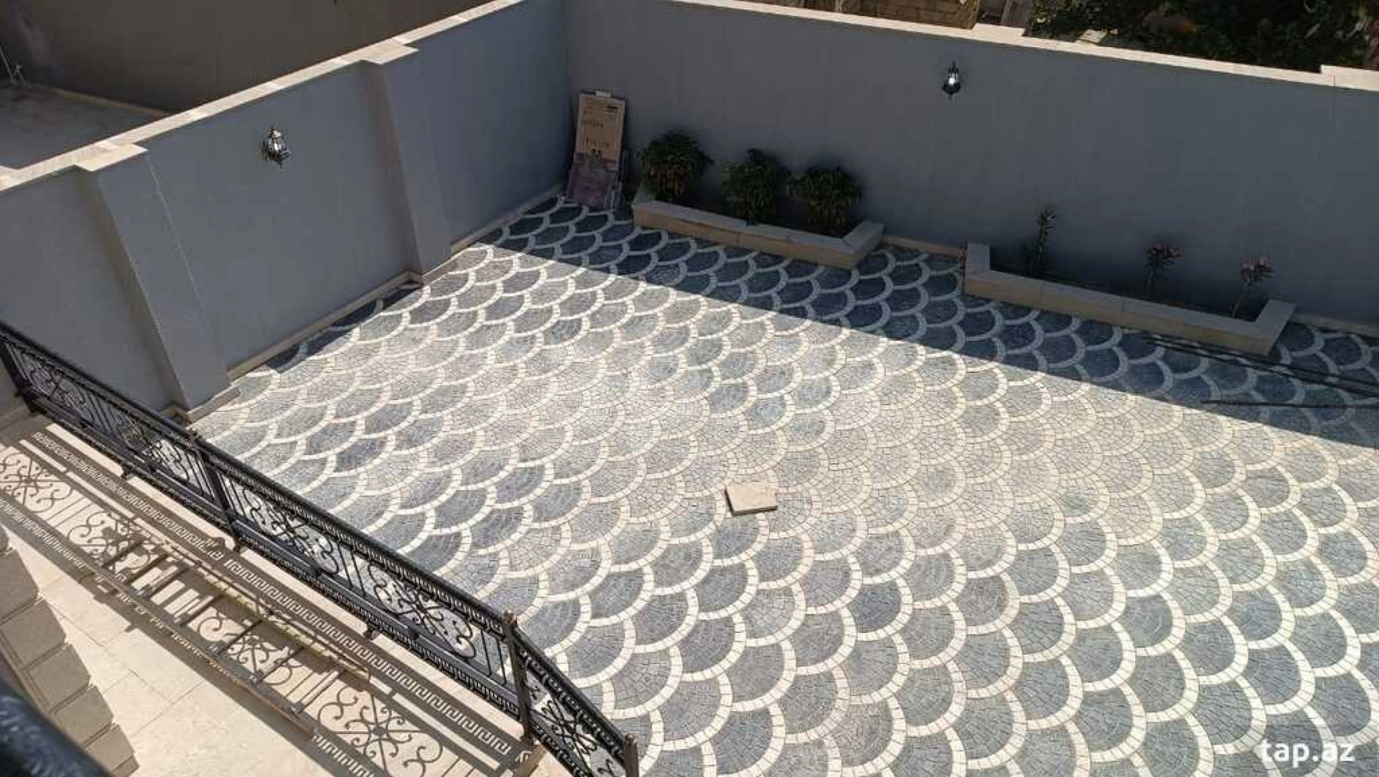 Satılır 4 otaqlı həyət evi