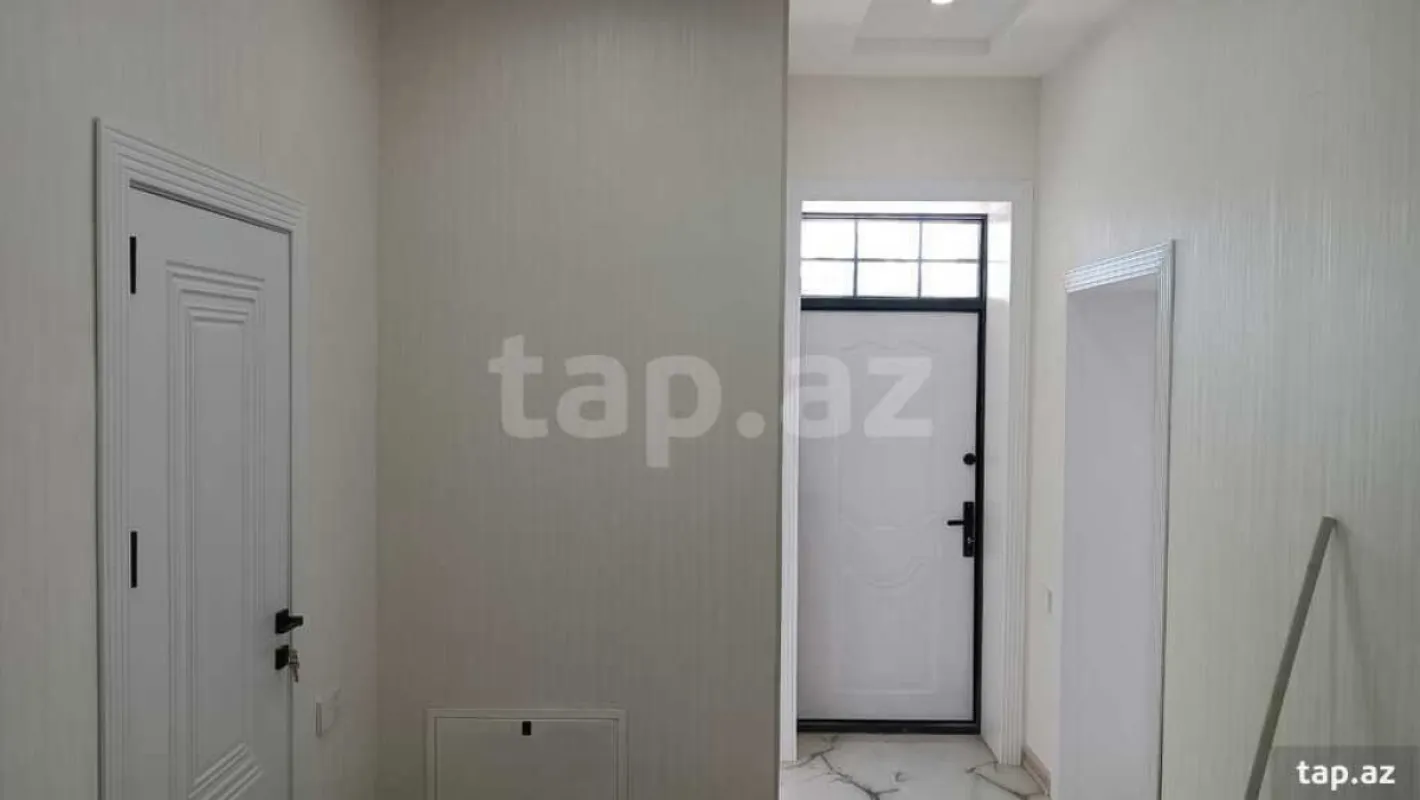 Satılır 4 otaqlı həyət evi