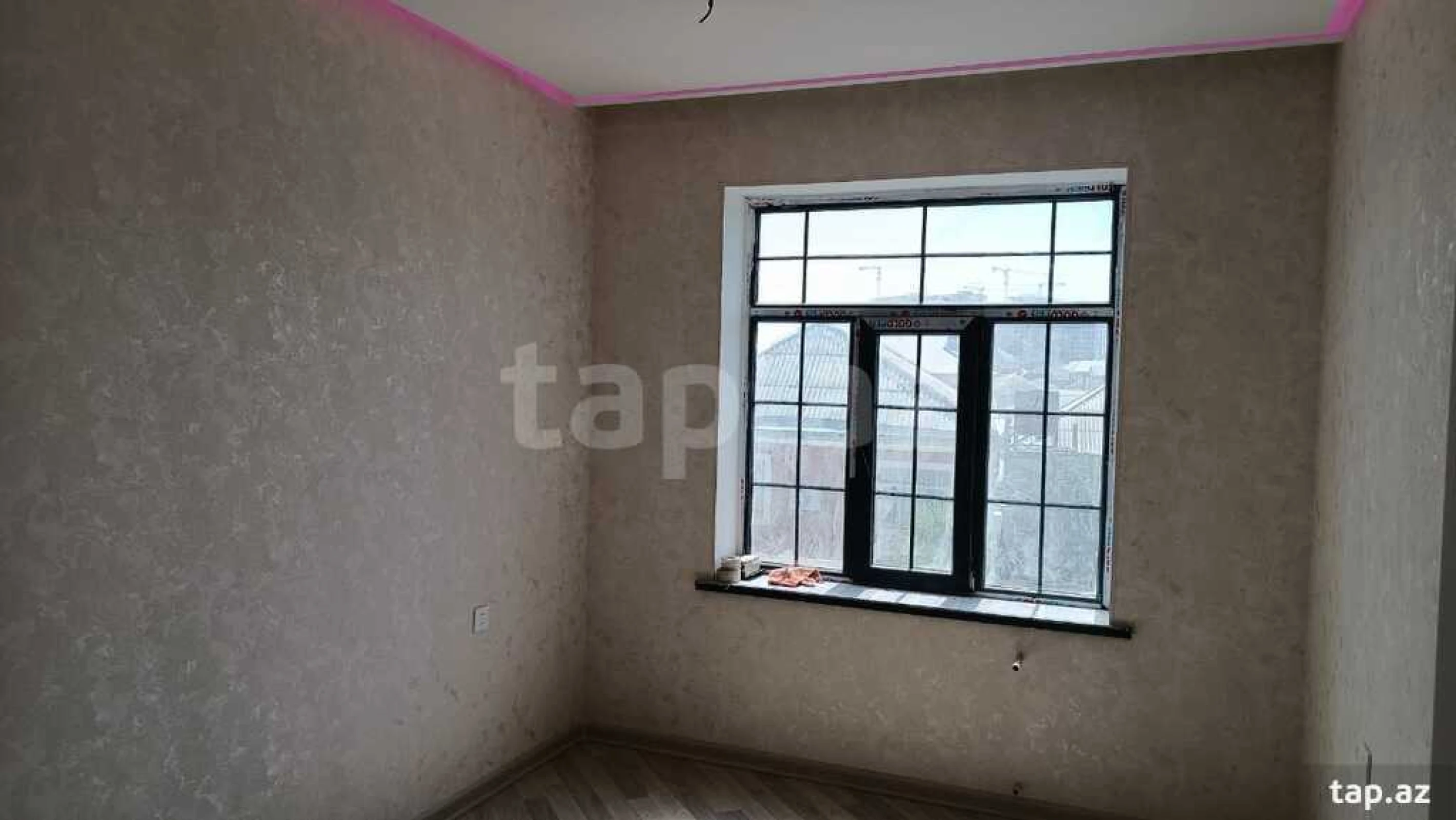 Satılır 4 otaqlı həyət evi