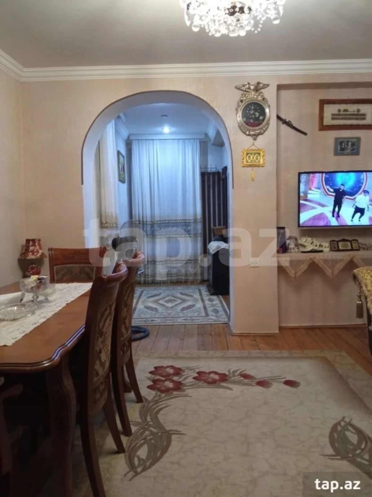 Satılır 5 otaqlı həyət evi 190 m²