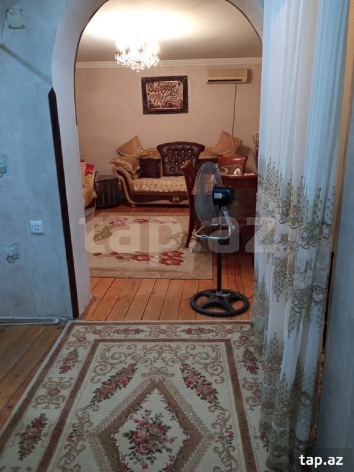 Satılır 5 otaqlı həyət evi 190 m²