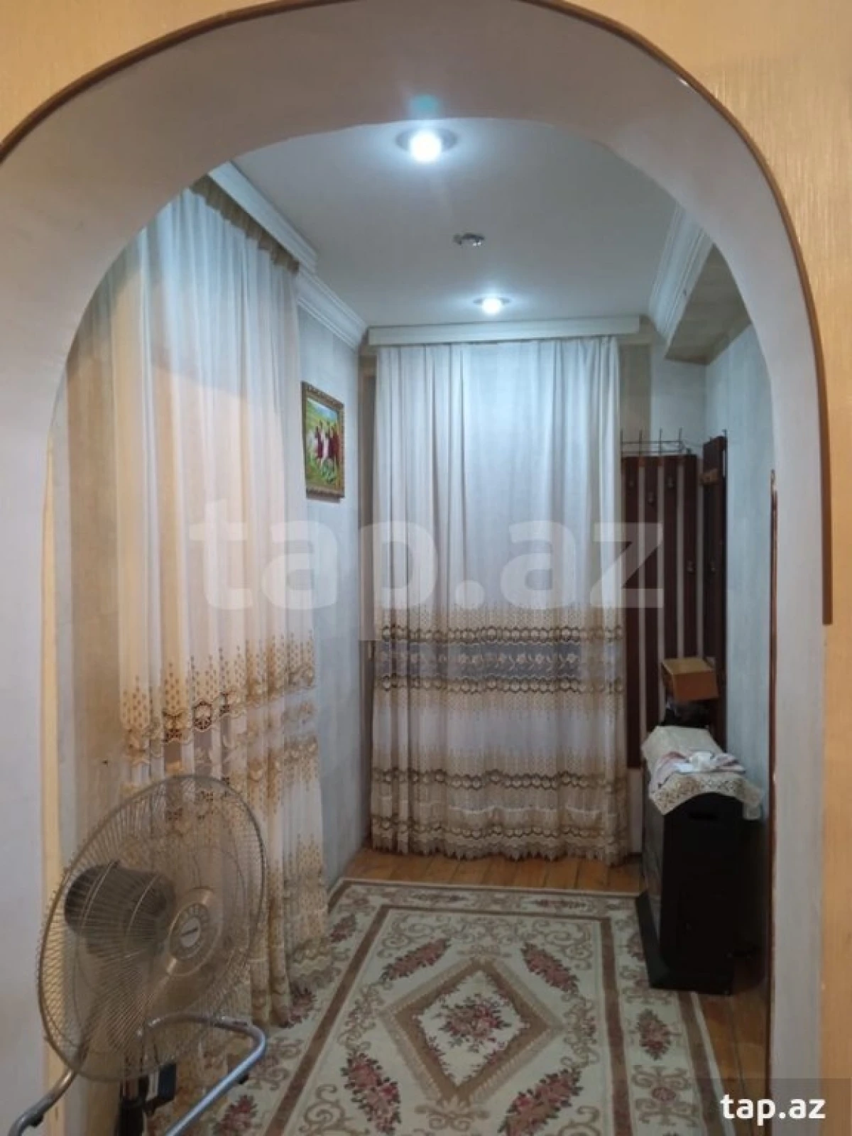 Satılır 5 otaqlı həyət evi 190 m²