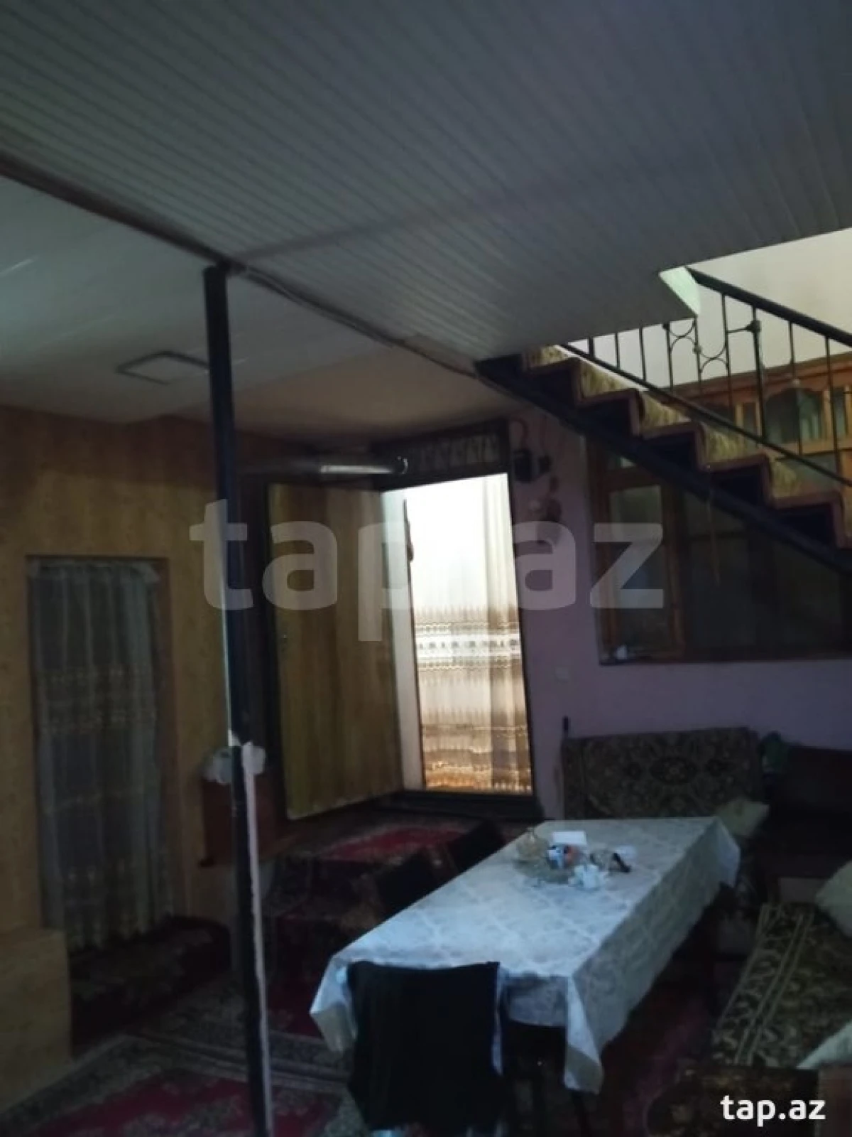 Satılır 5 otaqlı həyət evi 190 m²