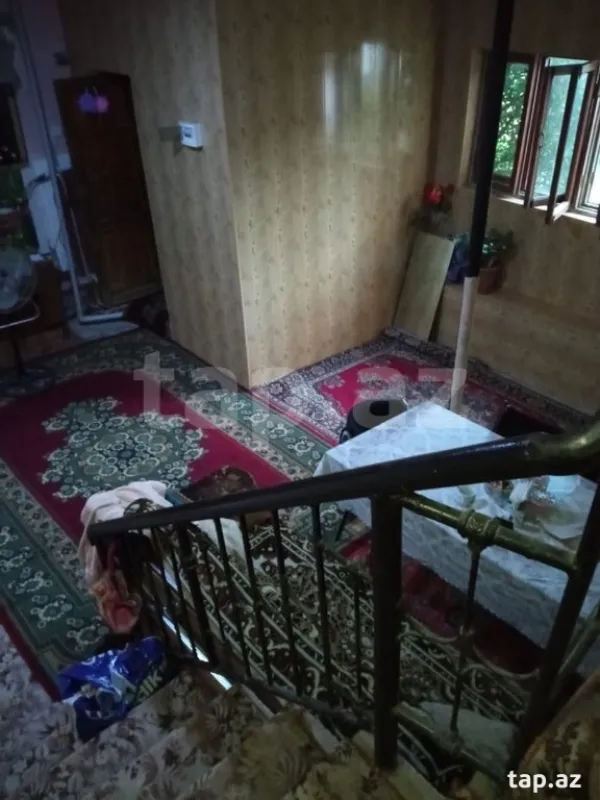 Satılır 5 otaqlı həyət evi 190 m²