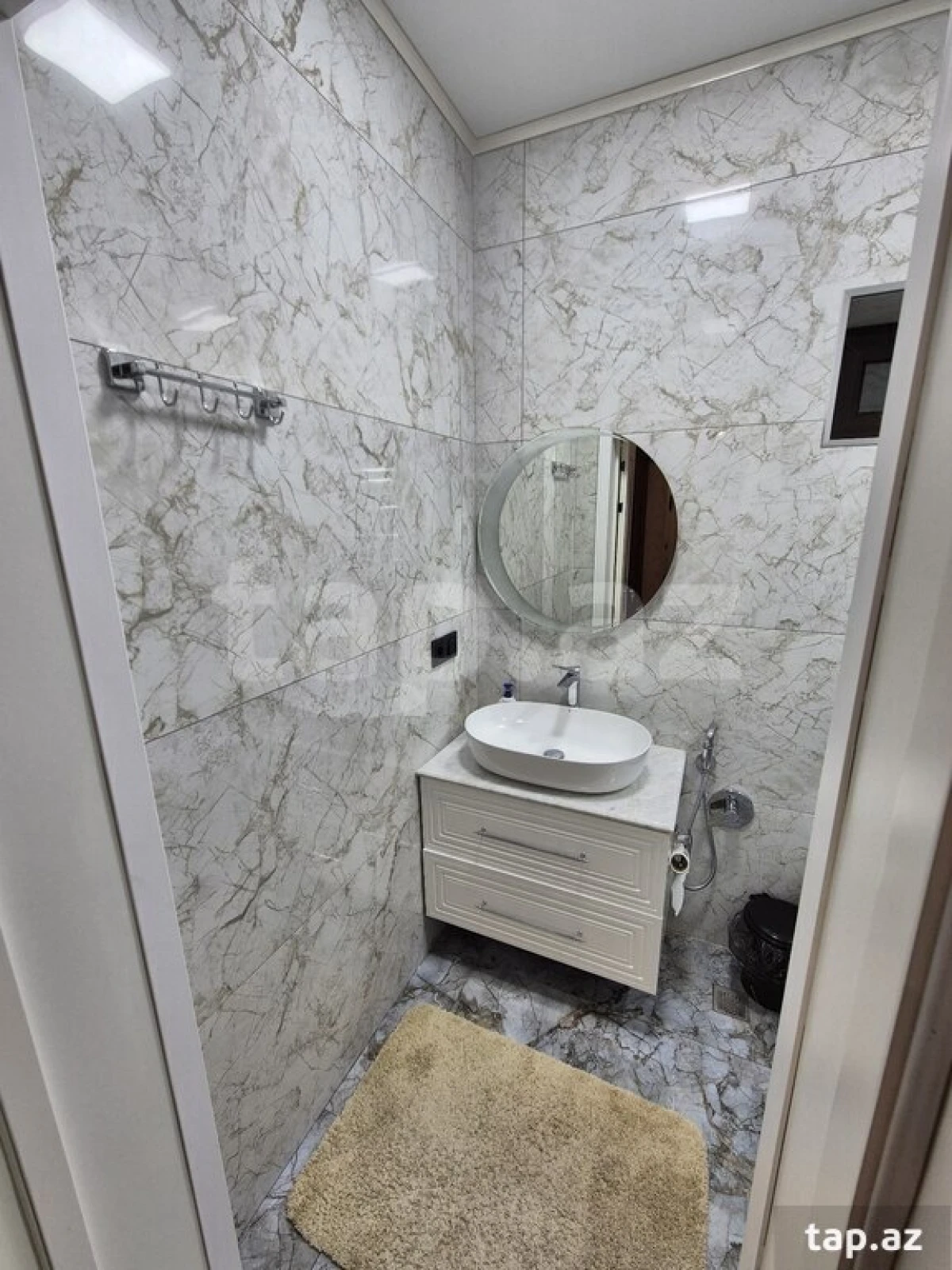 Kirayə verilir 5 otaqlı həyət evi 250 m²