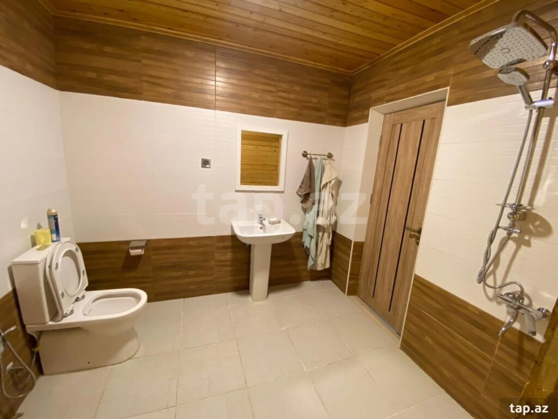 Kirayə verilir 5 otaqlı həyət evi